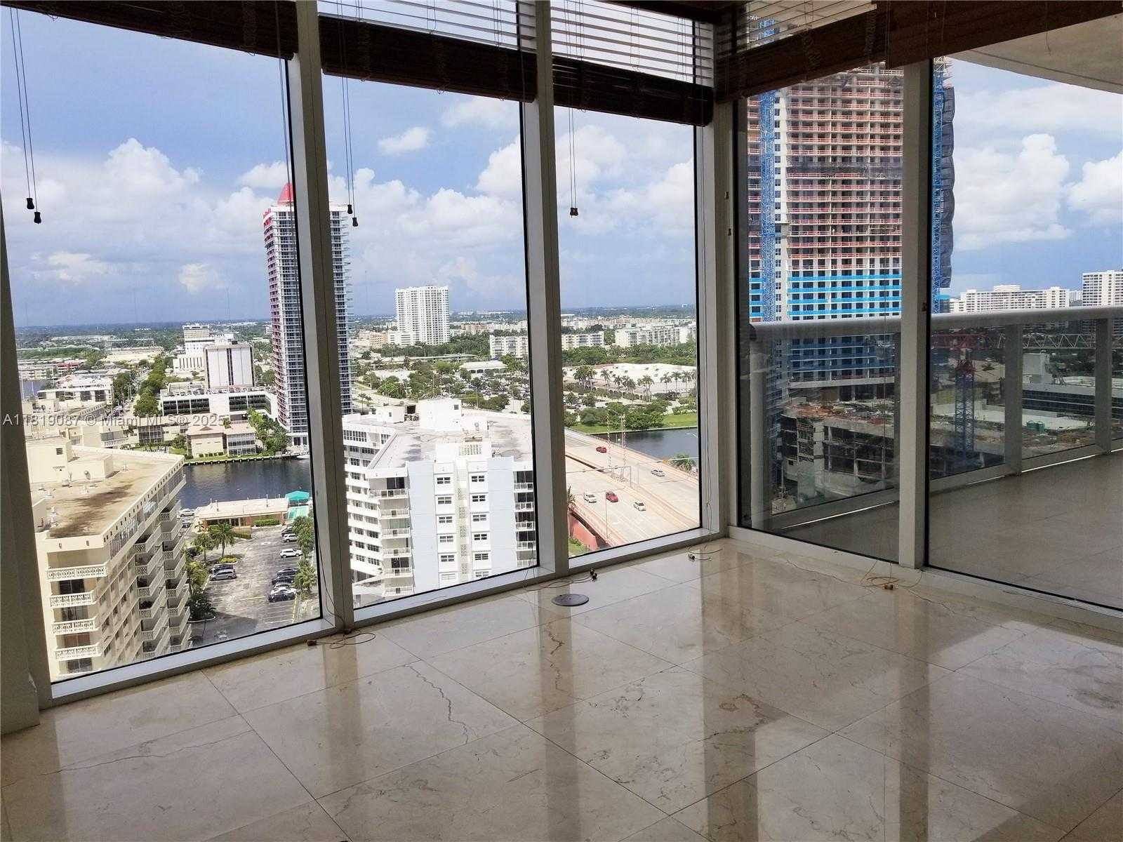 Small Image of 1800 SOUTH OCEAN DR #1908, Hallandale Beach Number 7