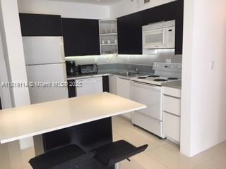 Small Image of 1500 BAY RD #758S, Miami Beach Number 3