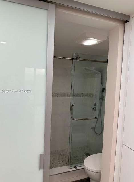 Small Image of 100 BAYVIEW DR #904, Sunny Isles Beach Number 14