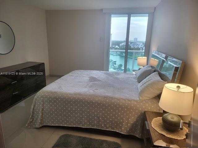 Small Image of 100 BAYVIEW DR #904, Sunny Isles Beach Number 16