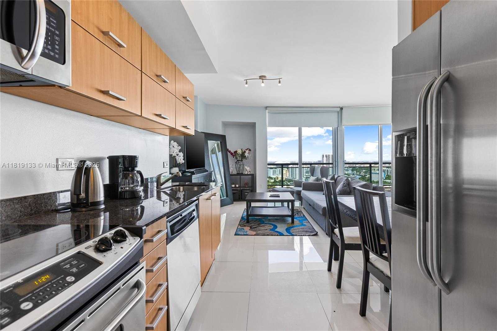 Small Image of 350 SOUTH MIAMI AVE #2815, Miami Number 15