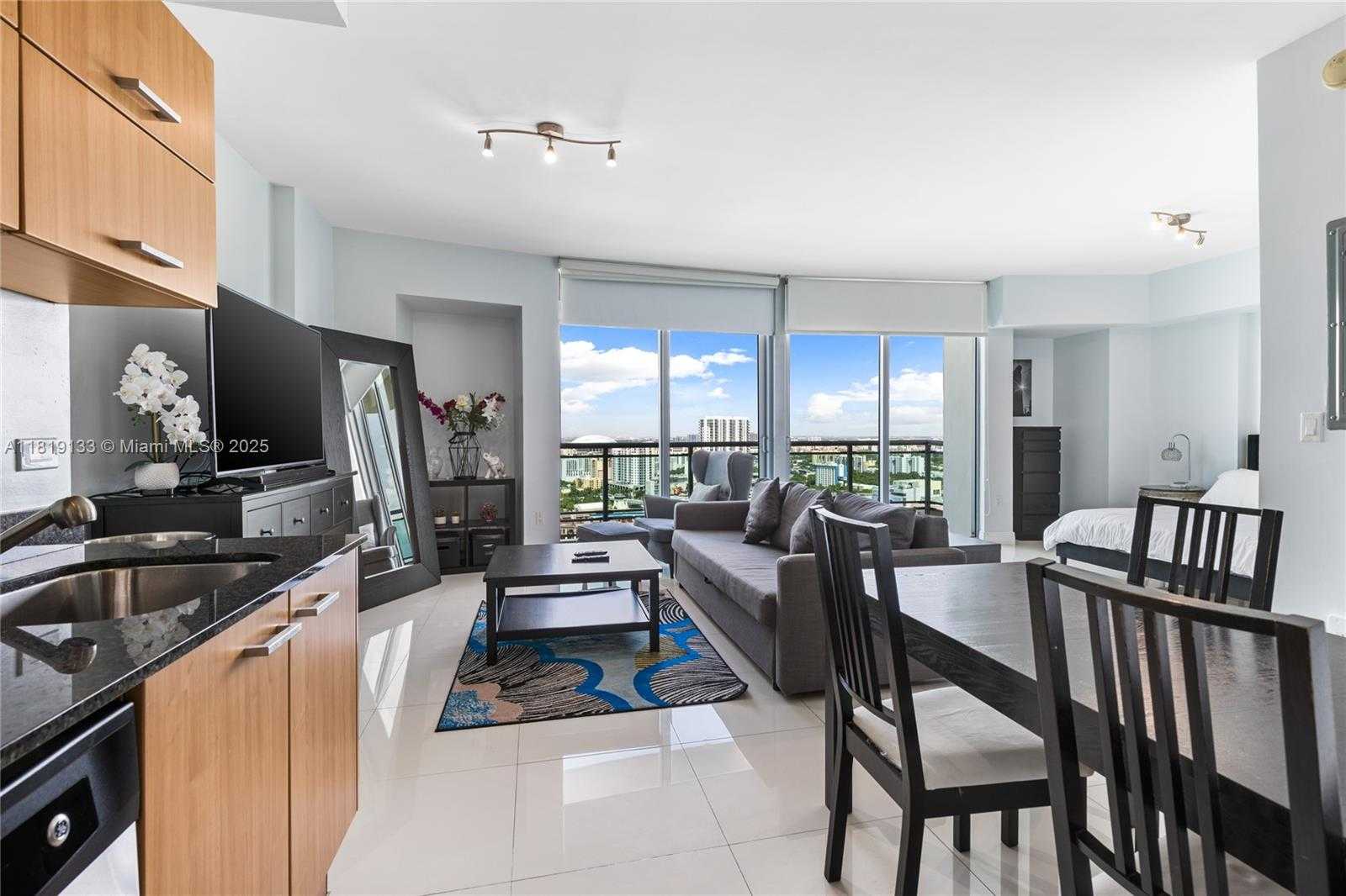 Small Image of 350 SOUTH MIAMI AVE #2815, Miami Number 2