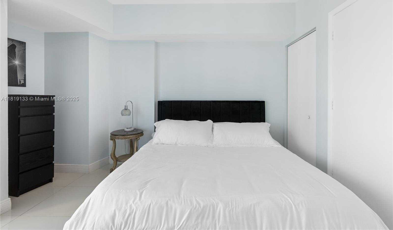 Small Image of 350 SOUTH MIAMI AVE #2815, Miami Number 20