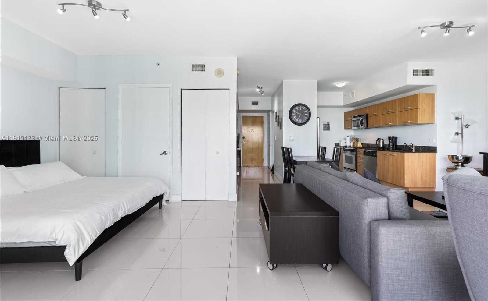 Small Image of 350 SOUTH MIAMI AVE #2815, Miami Number 33