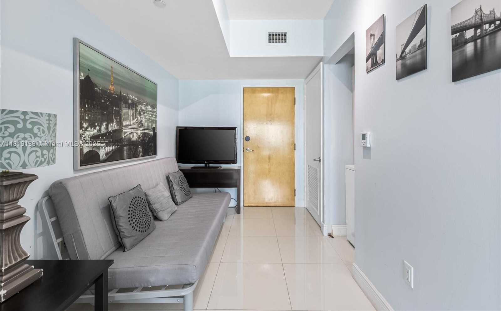 Small Image of 350 SOUTH MIAMI AVE #2815, Miami Number 6