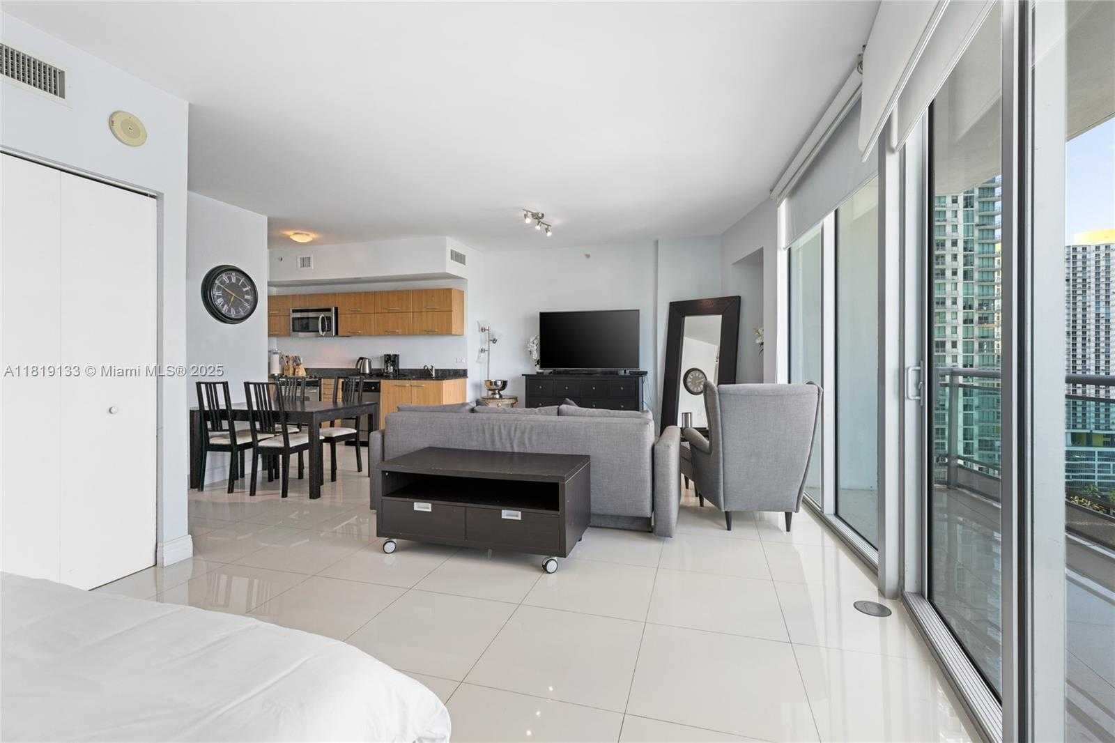 Small Image of 350 SOUTH MIAMI AVE #2815, Miami Number 8