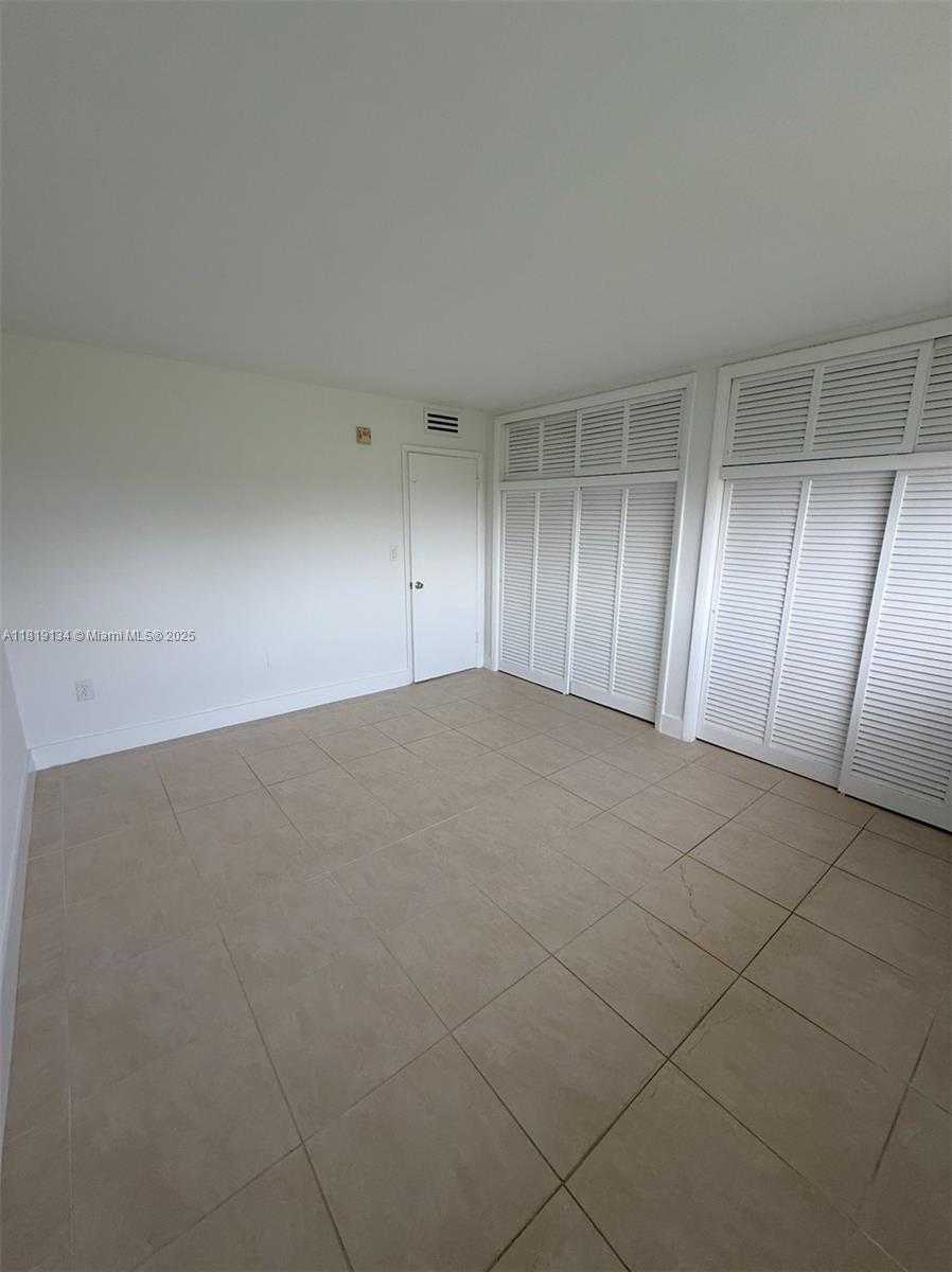 Small Image of 7580 SOUTH WEST 82ND ST #F217, Miami Number 10