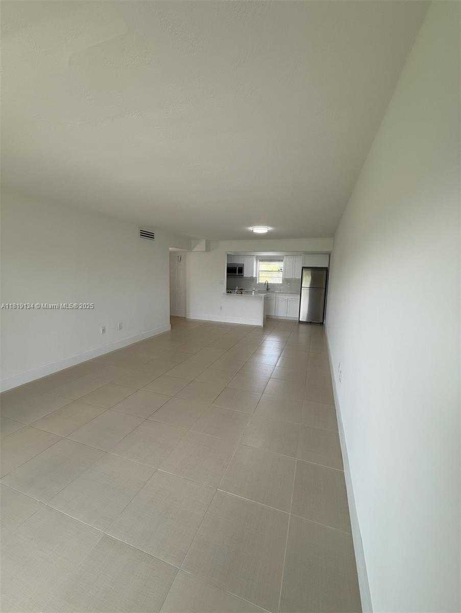 Small Image of 7580 SOUTH WEST 82ND ST #F217, Miami Number 4