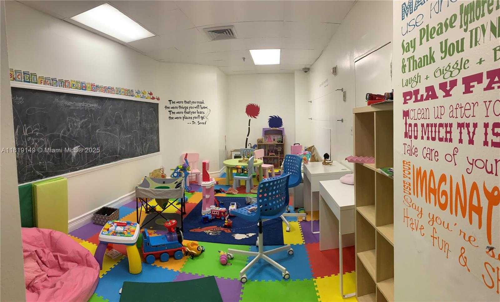 Small Image of 850 NORTH MIAMI AVE #W-1001, Miami Number 20