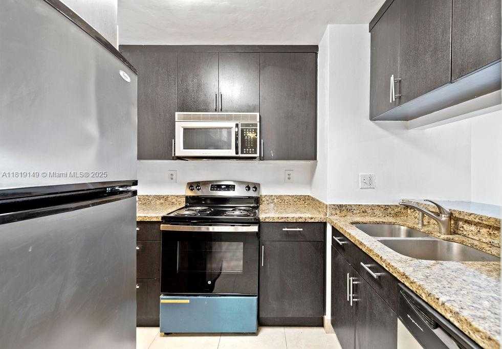 Small Image of 850 NORTH MIAMI AVE #W-1001, Miami Number 3