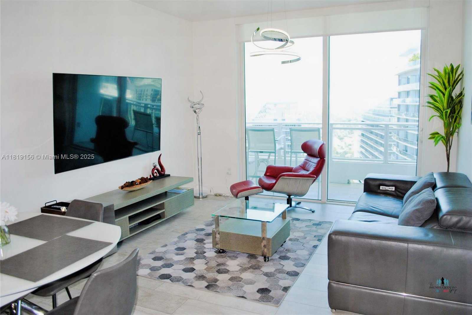 Small Image of 1080 BRICKELL AVE #4007, Miami Number 2