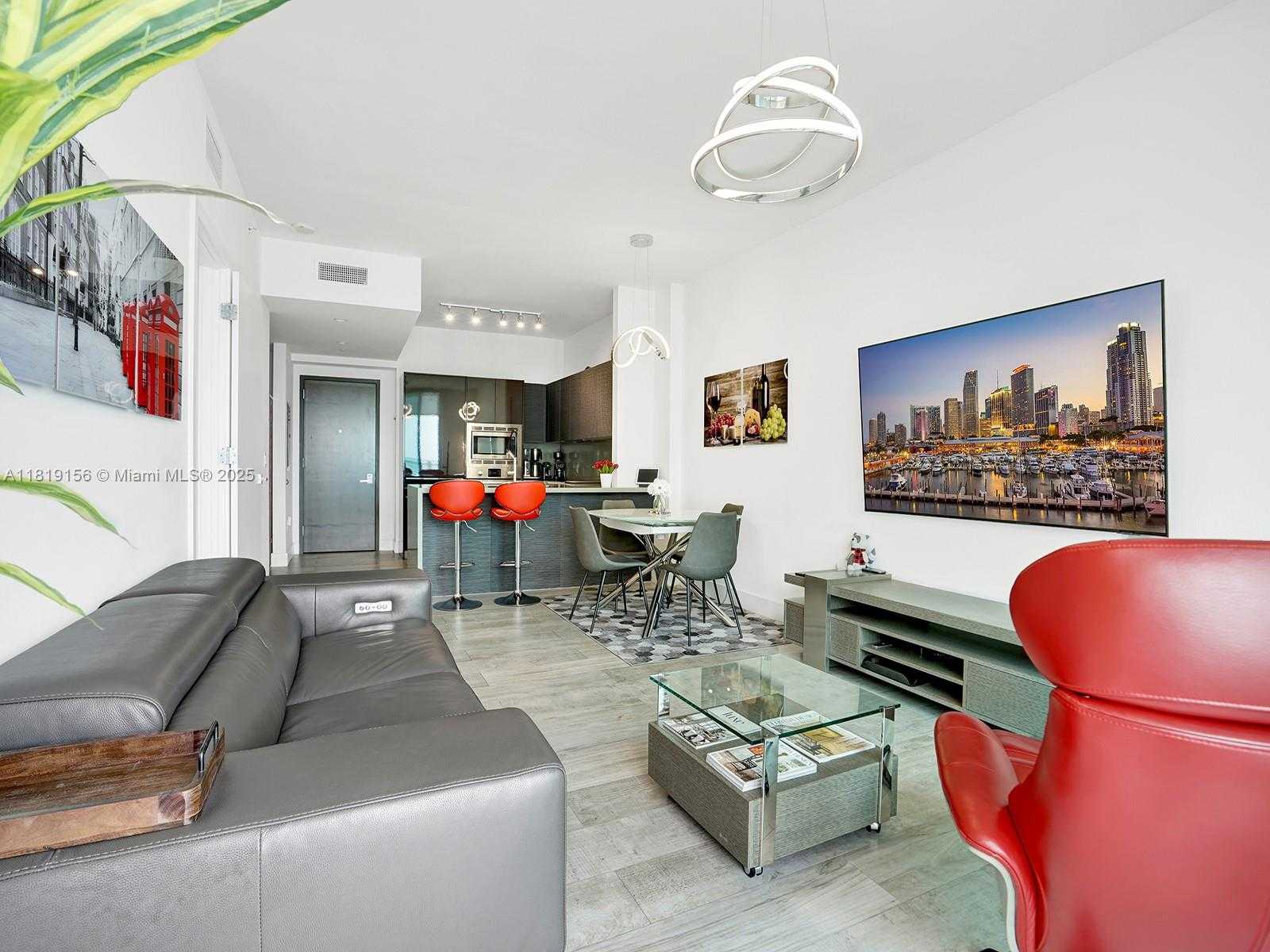 Small Image of 1080 BRICKELL AVE #4007, Miami Number 9