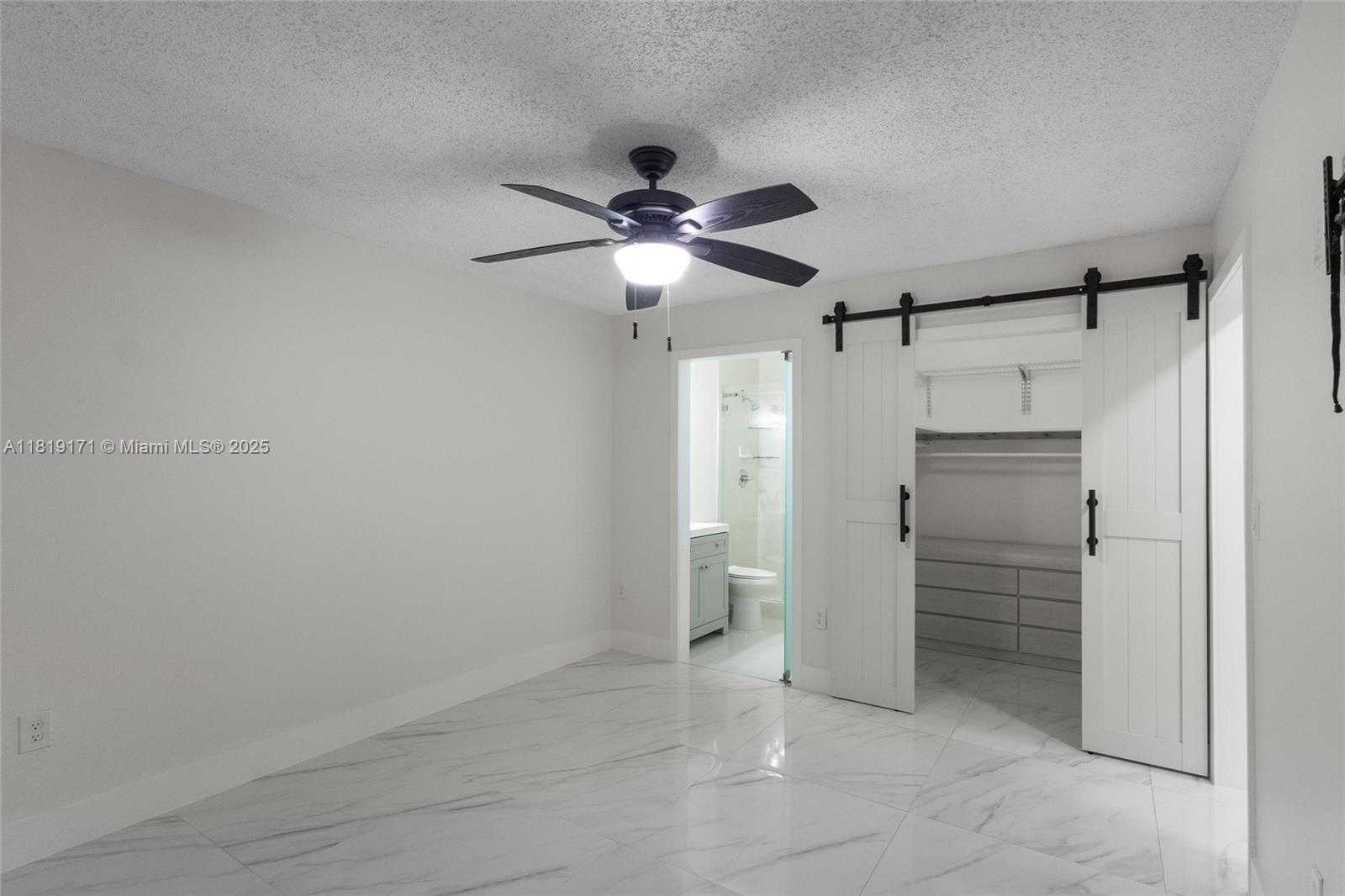 Small Image of 2515 WEST 65TH ST, Hialeah Number 12