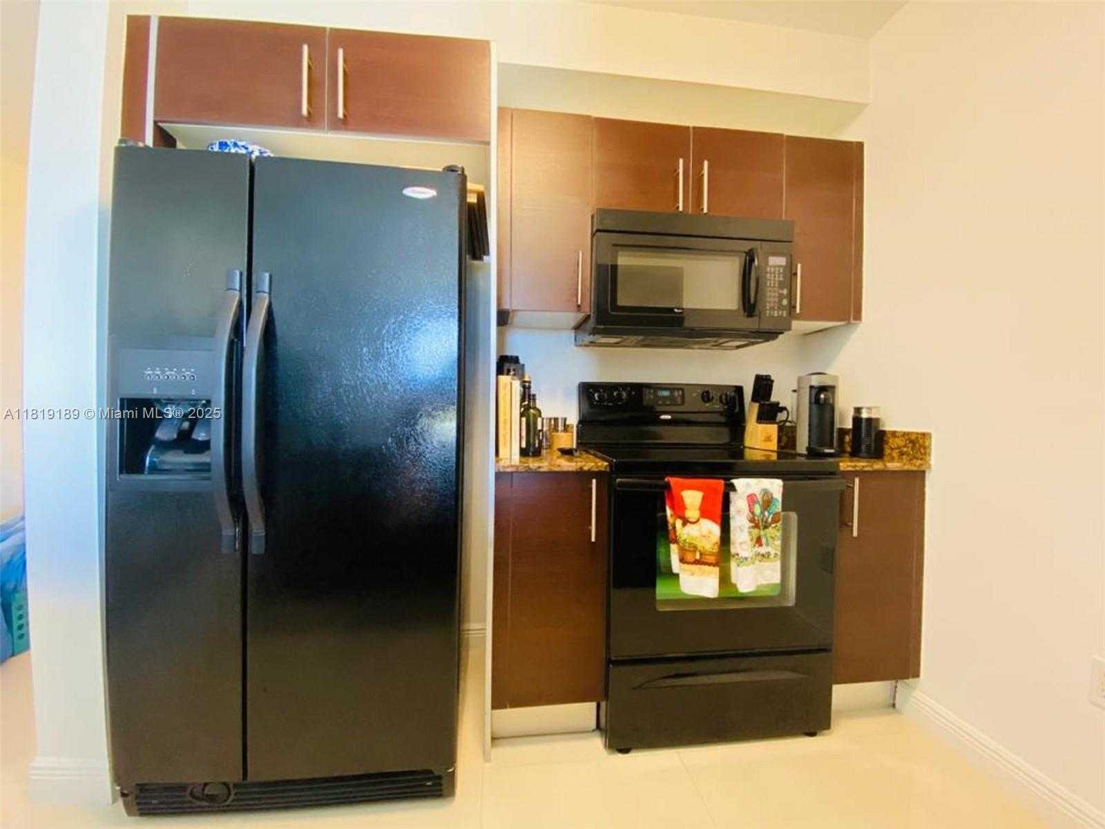 Small Image of 2701 SOUTH WEST 3RD AVE #1001, Miami Number 7