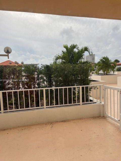 Small Image of 290 174TH ST #304, Sunny Isles Beach Number 11
