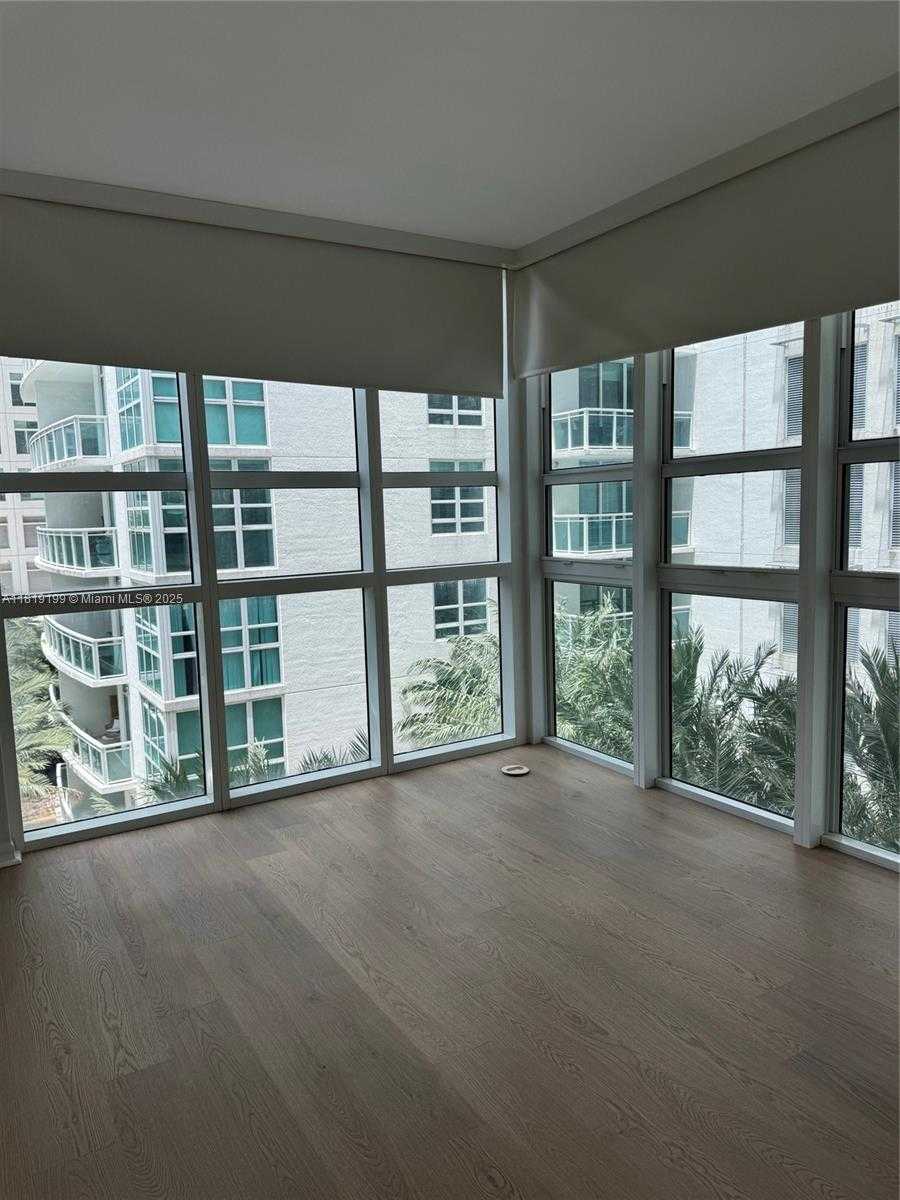 Small Image of 951 BRICKELL AVE #500, Miami Number 8