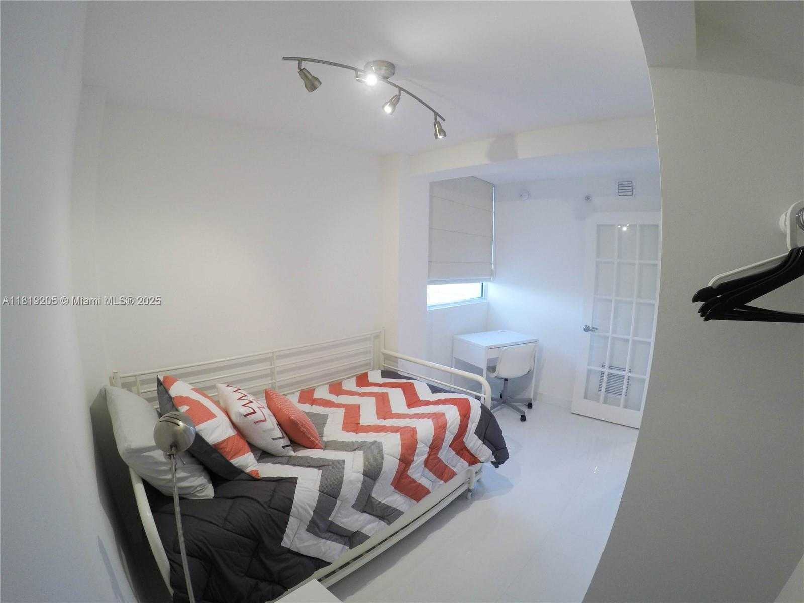 Small Image of 6917 COLLINS AVE #614, Miami Beach Number 24