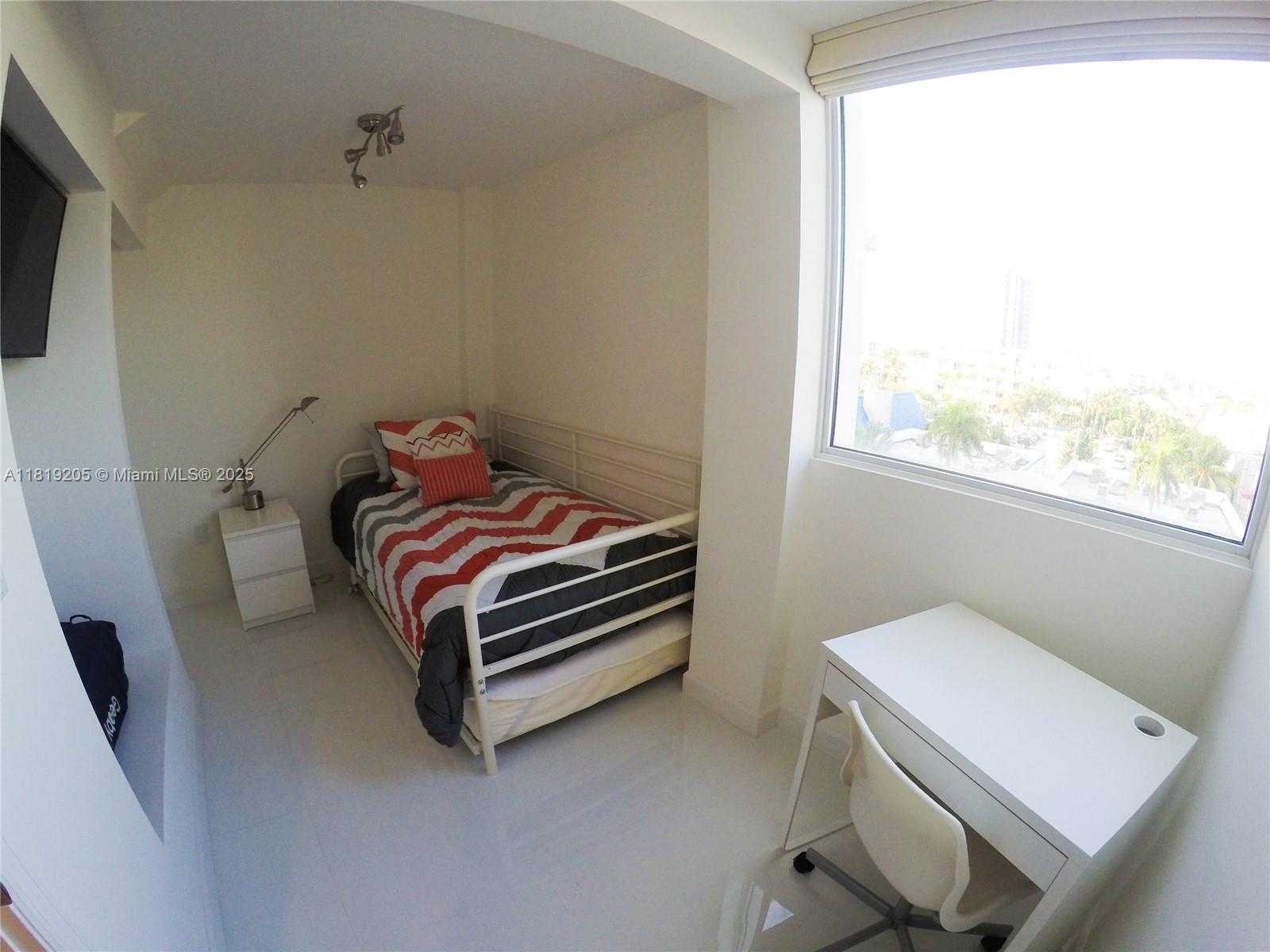 Small Image of 6917 COLLINS AVE #614, Miami Beach Number 26