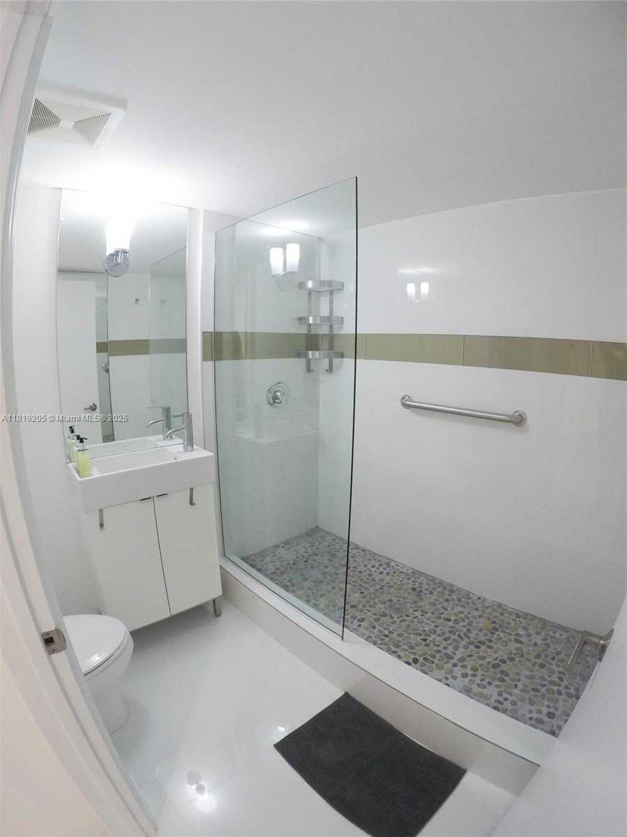Small Image of 6917 COLLINS AVE #614, Miami Beach Number 28