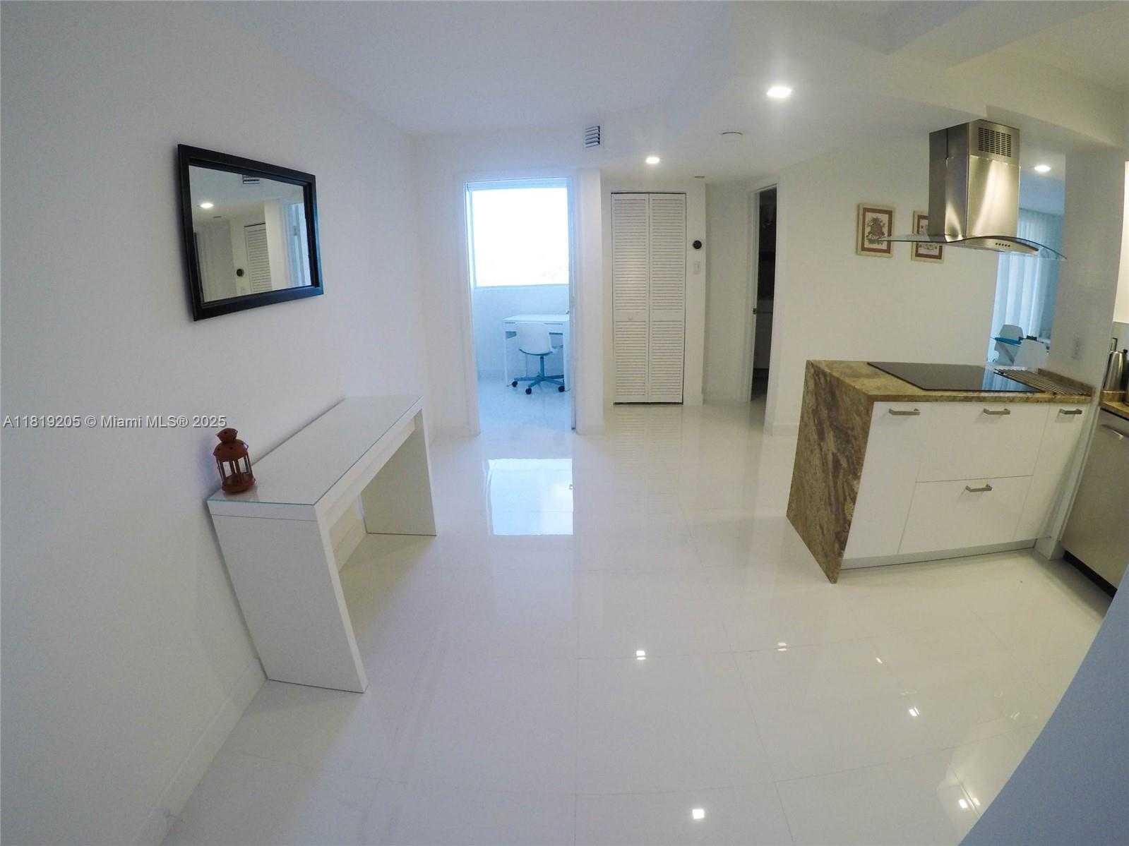Small Image of 6917 COLLINS AVE #614, Miami Beach Number 8