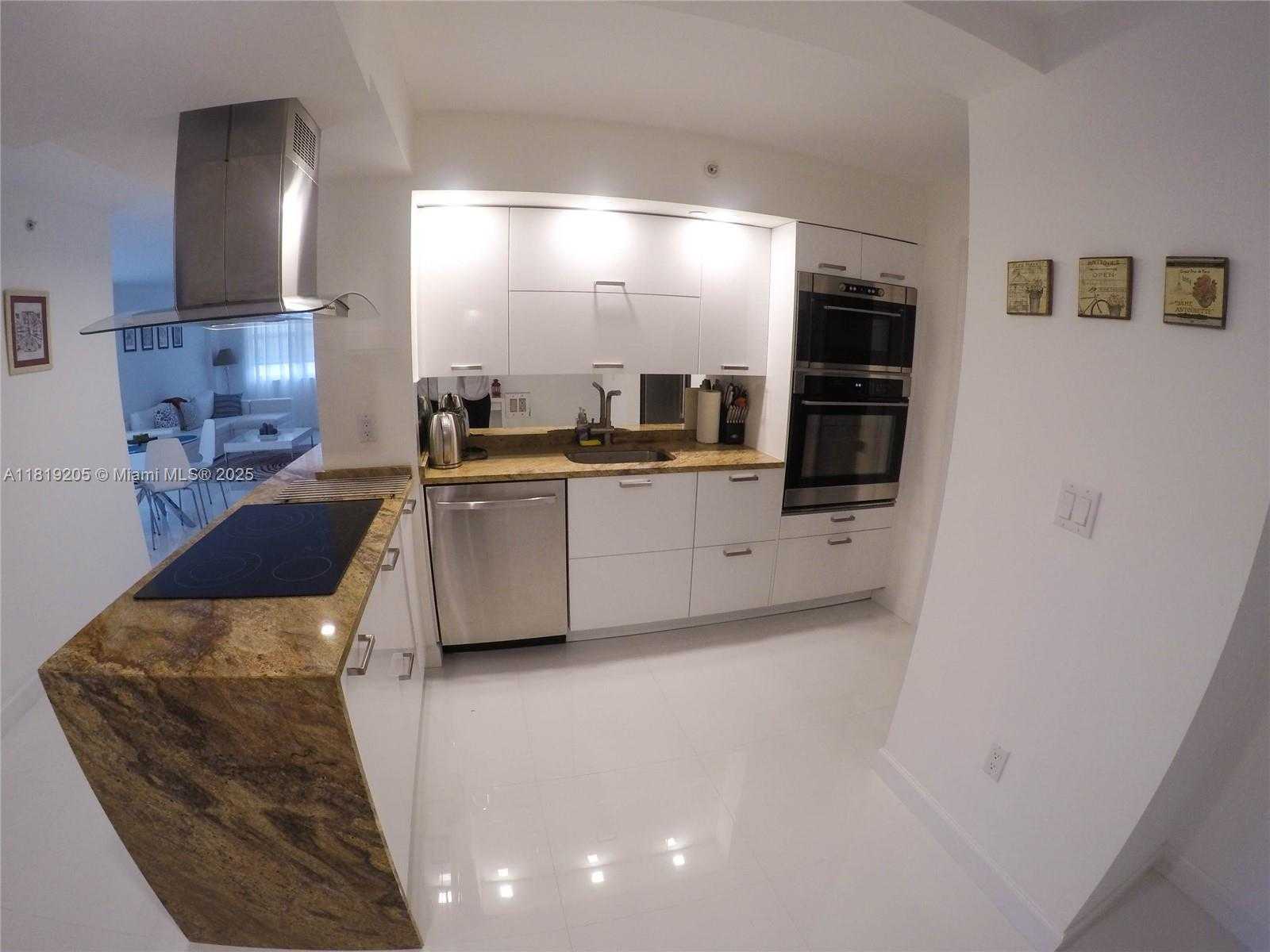 Small Image of 6917 COLLINS AVE #614, Miami Beach Number 9