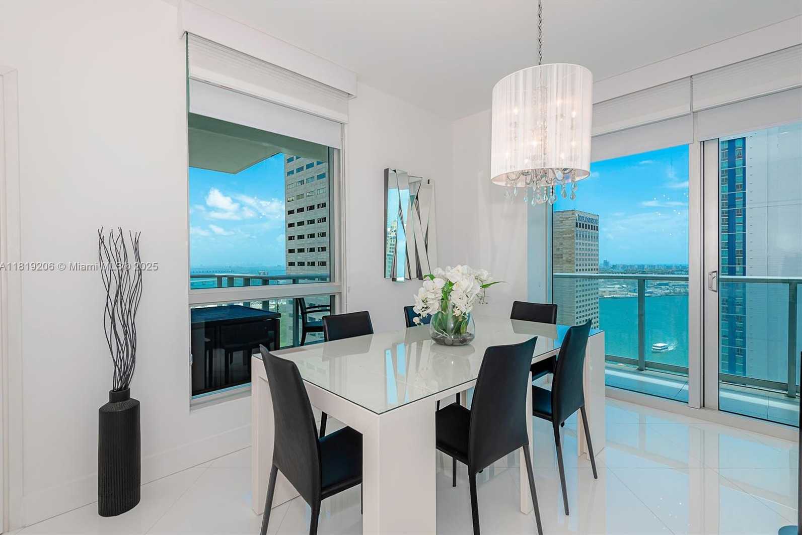 Small Image of 300 SOUTH BISCAYNE BLVD #2516, Miami Number 3