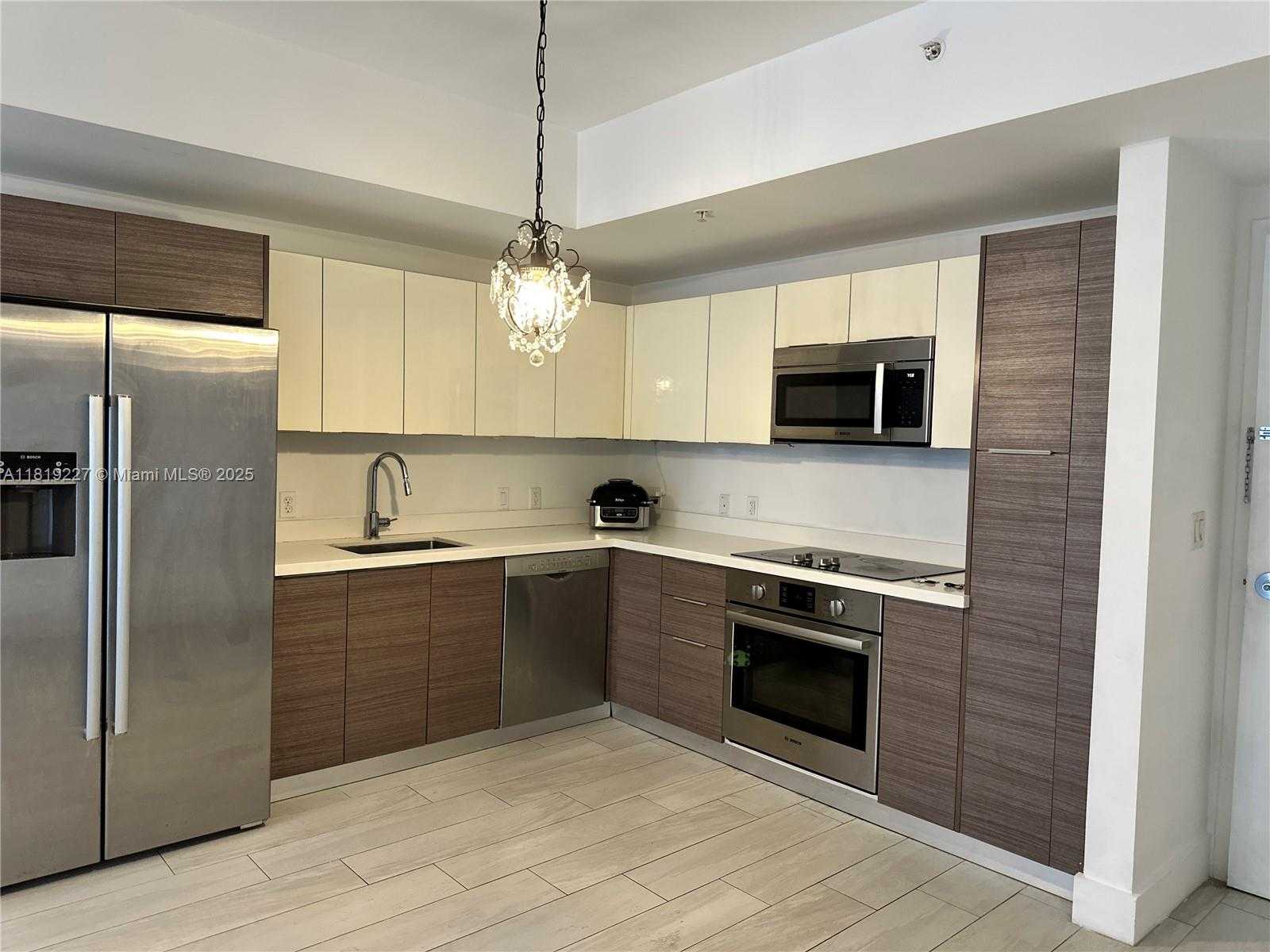 Small Image of 1010 SOUTH WEST 2ND AVE #1606, Miami Number 2