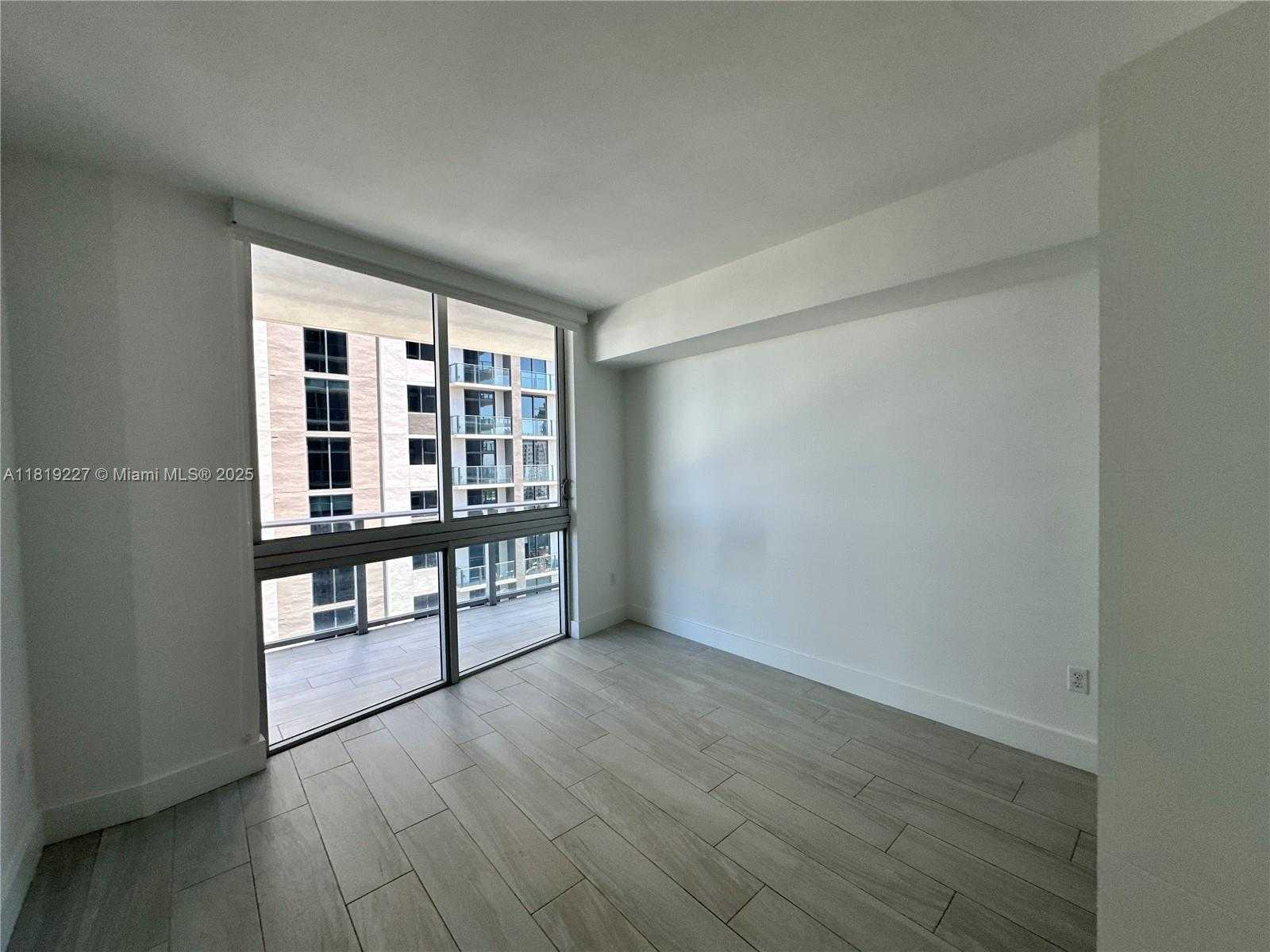 Small Image of 1010 SOUTH WEST 2ND AVE #1606, Miami Number 8