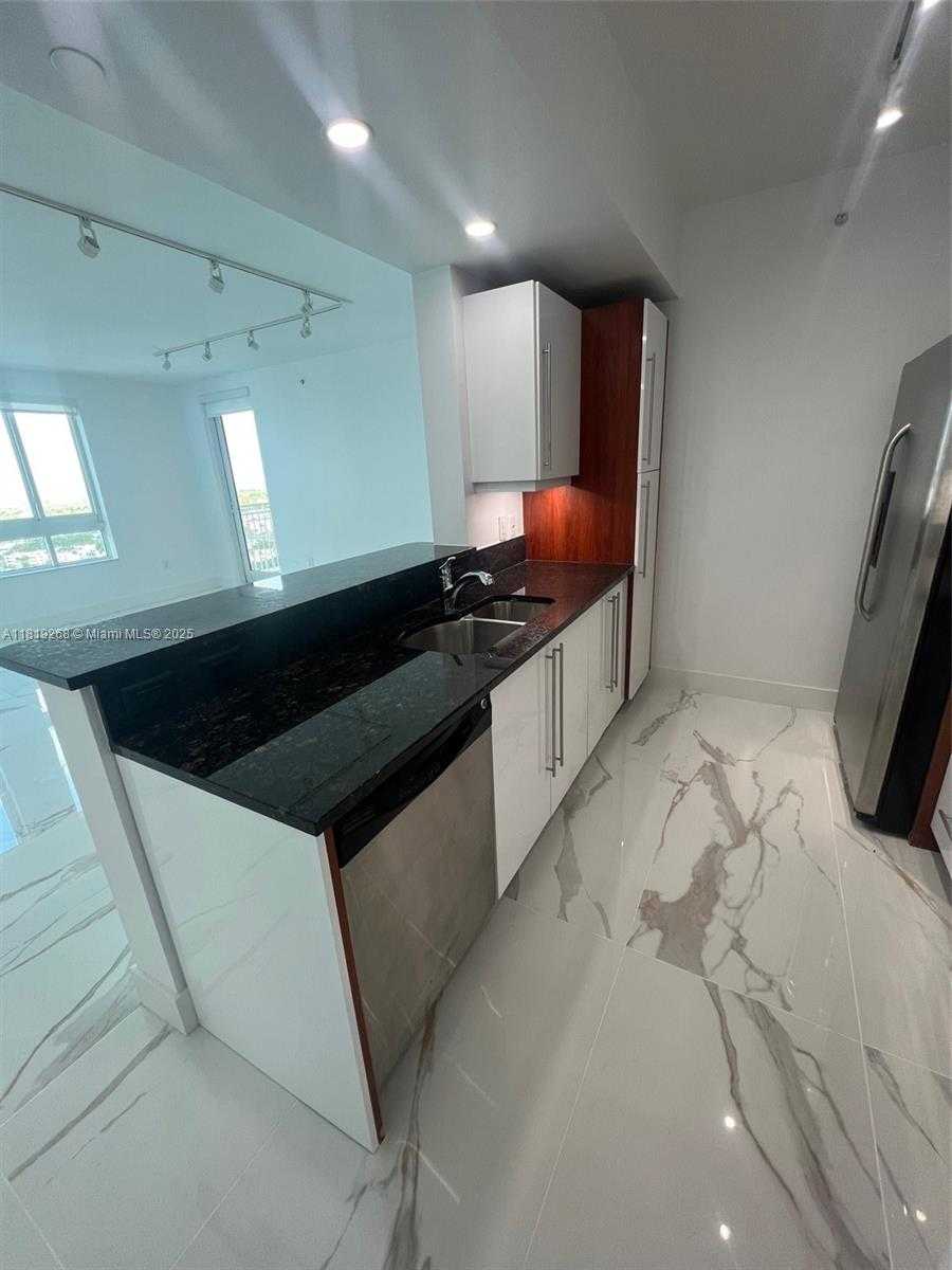 Small Image of 7350 SOUTH WEST 89TH ST #2011S, Miami Number 6