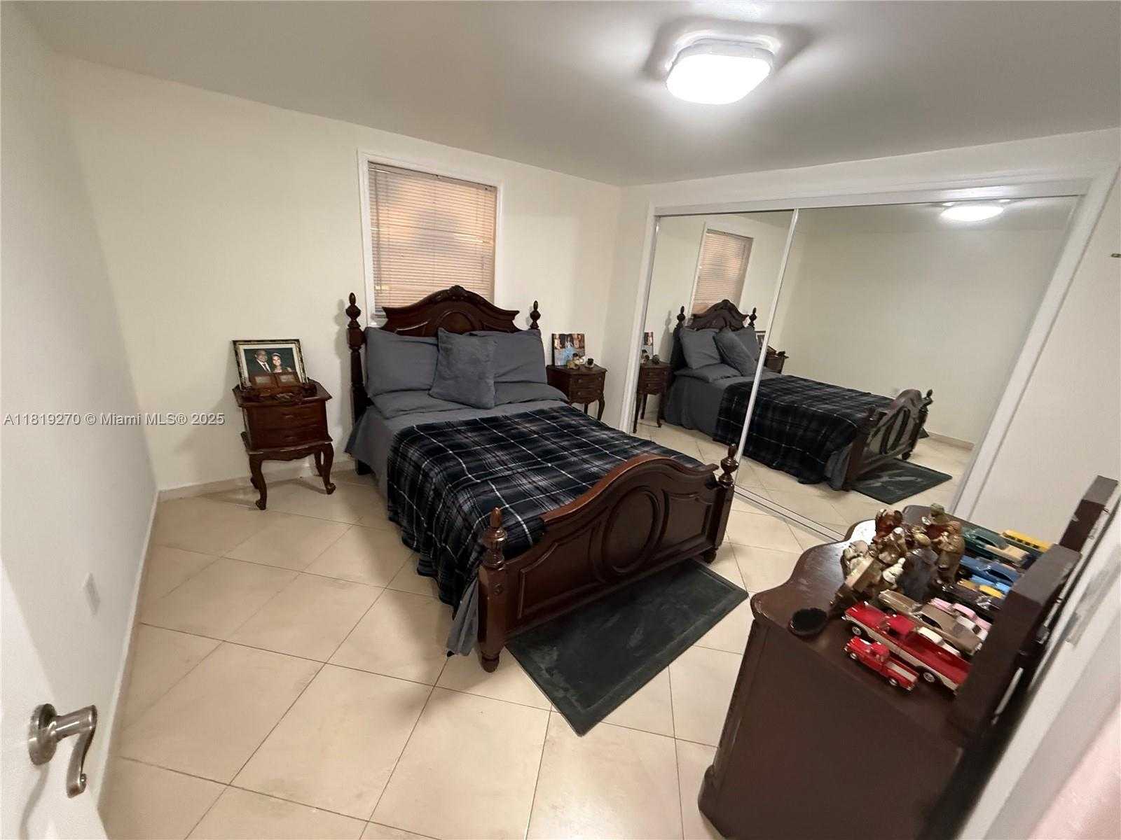 Small Image of 1555 WEST 44TH PL #242, Hialeah Number 11
