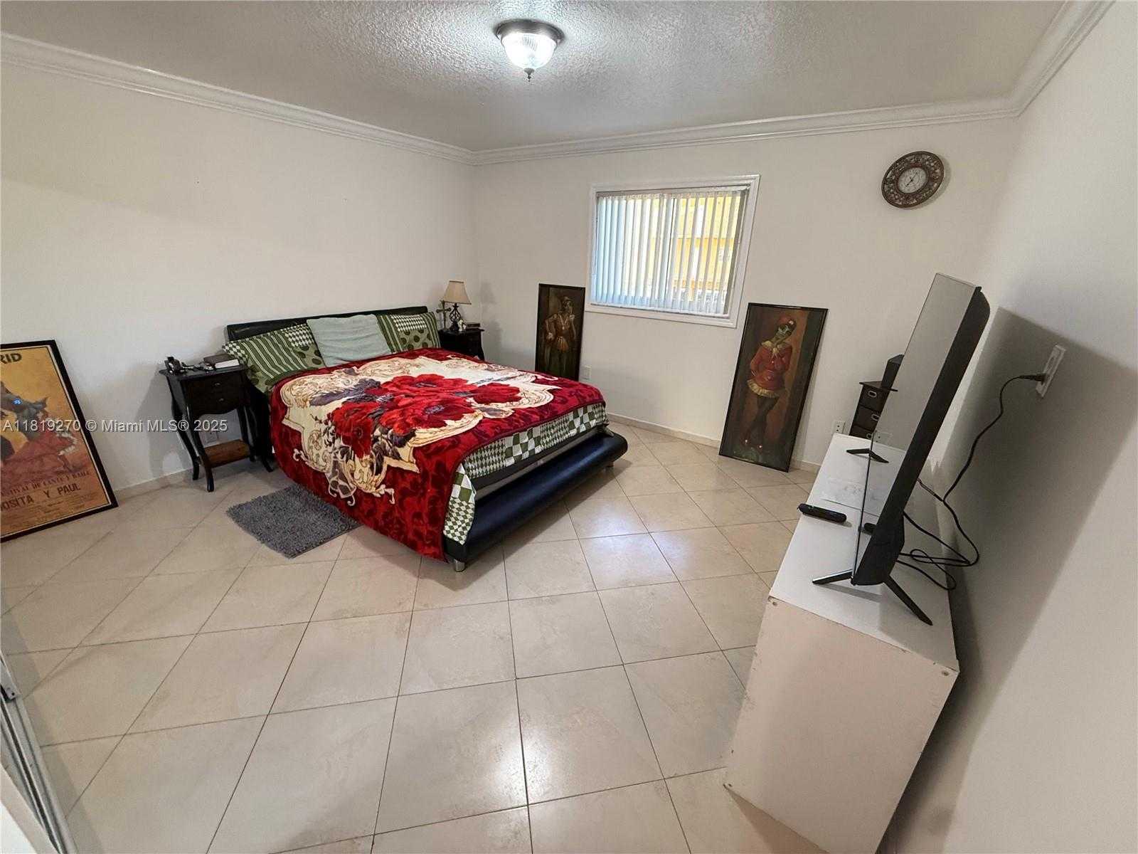 Small Image of 1555 WEST 44TH PL #242, Hialeah Number 5