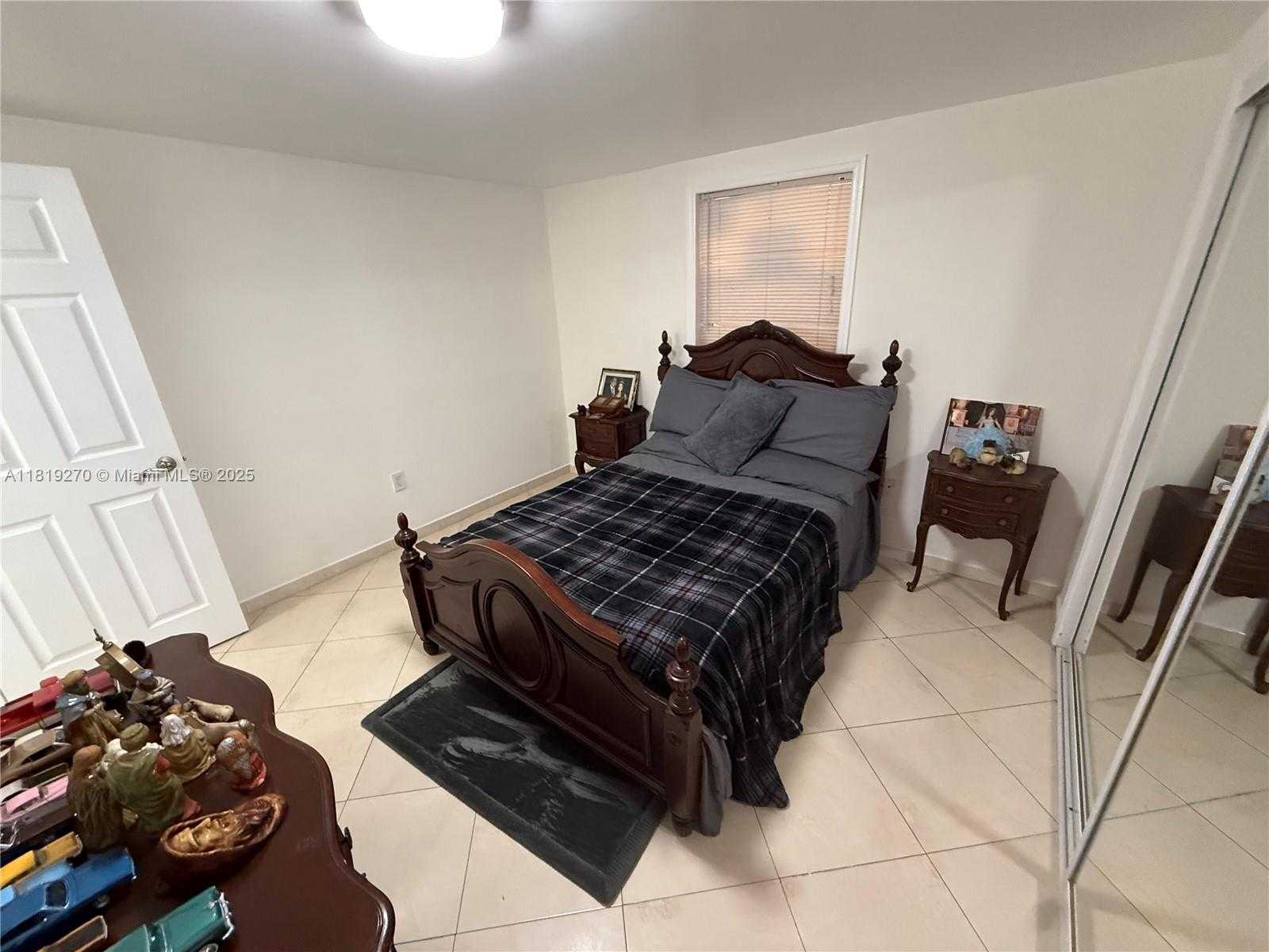 Small Image of 1555 WEST 44TH PL #242, Hialeah Number 9