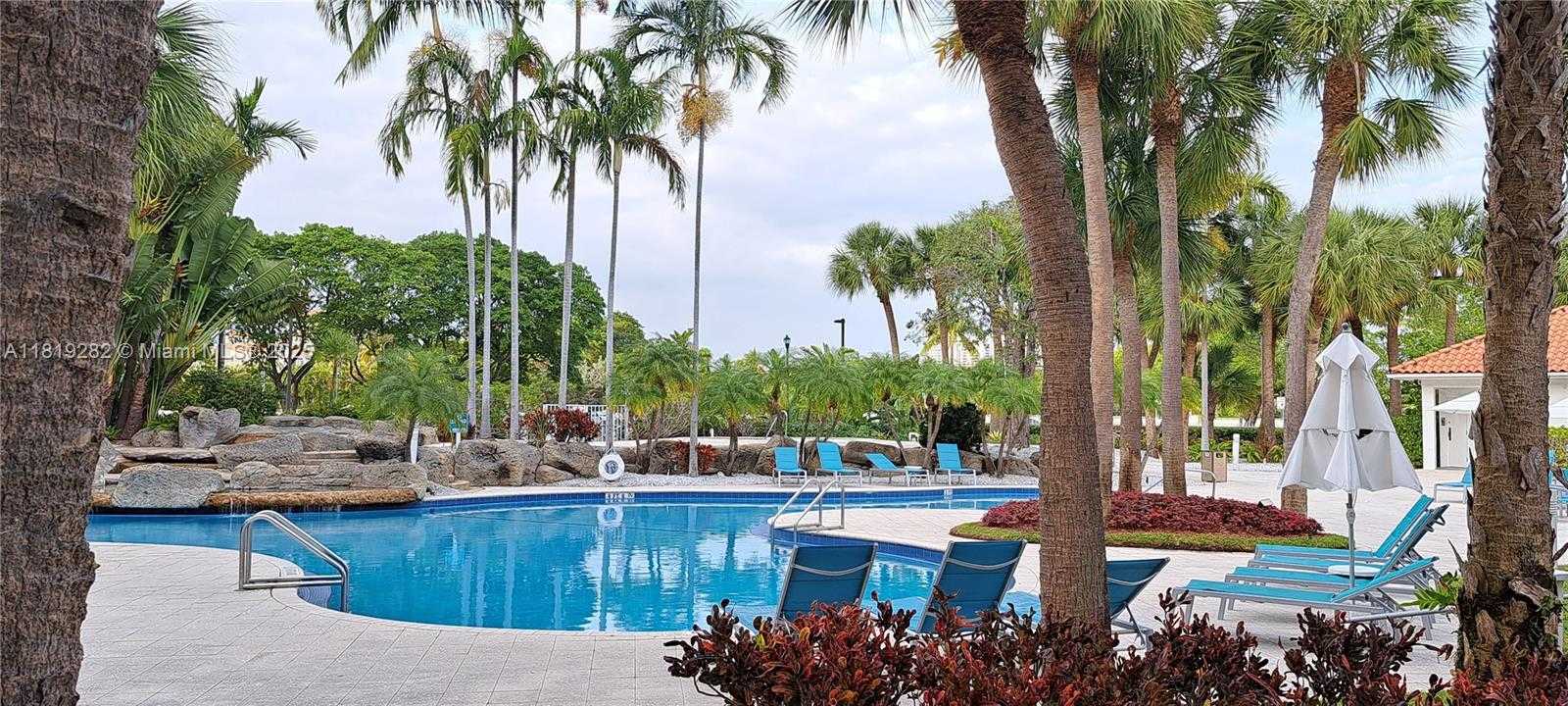 Small Image of 3300 NORTH EAST 191ST ST #1207, Aventura Number 32