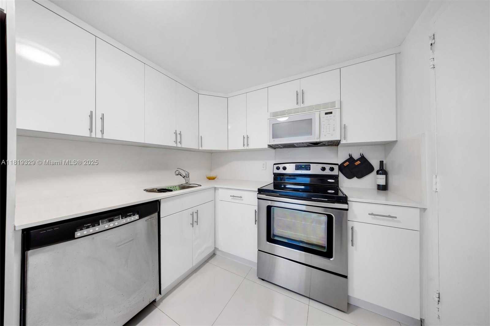 Small Image of 800 WEST AVE #736, Miami Beach Number 13