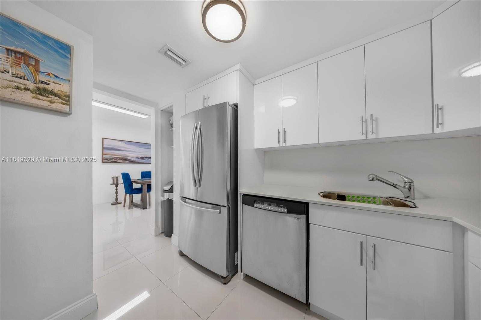 Small Image of 800 WEST AVE #736, Miami Beach Number 14