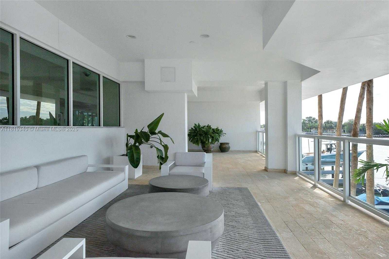 Small Image of 5900 COLLINS AVE #408, Miami Beach Number 36