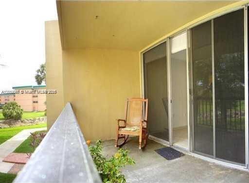 Small Image of 10845 SOUTH WEST 112TH AVE #210, Miami Number 4