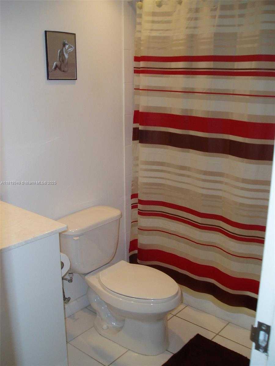 Small Image of 3001 SOUTH OCEAN DR #1135, Hollywood Number 8