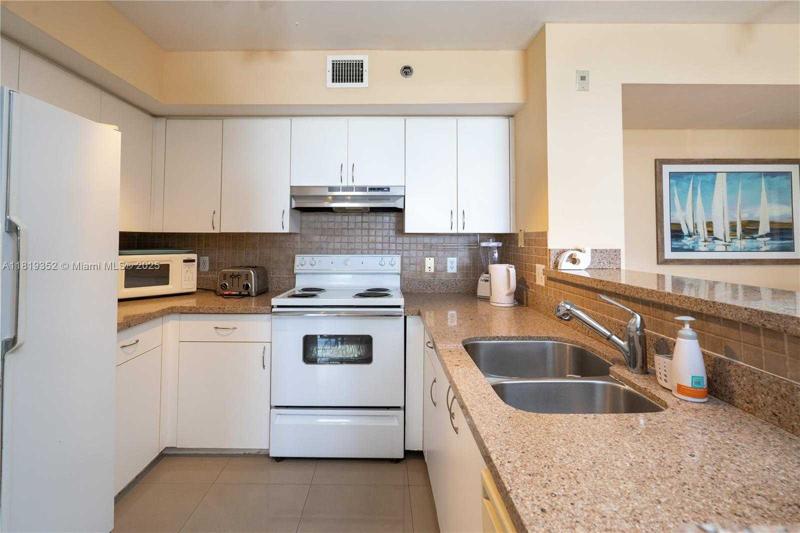 Small Image of 19601 EAST COUNTRY CLUB DR #7606, Aventura Number 9