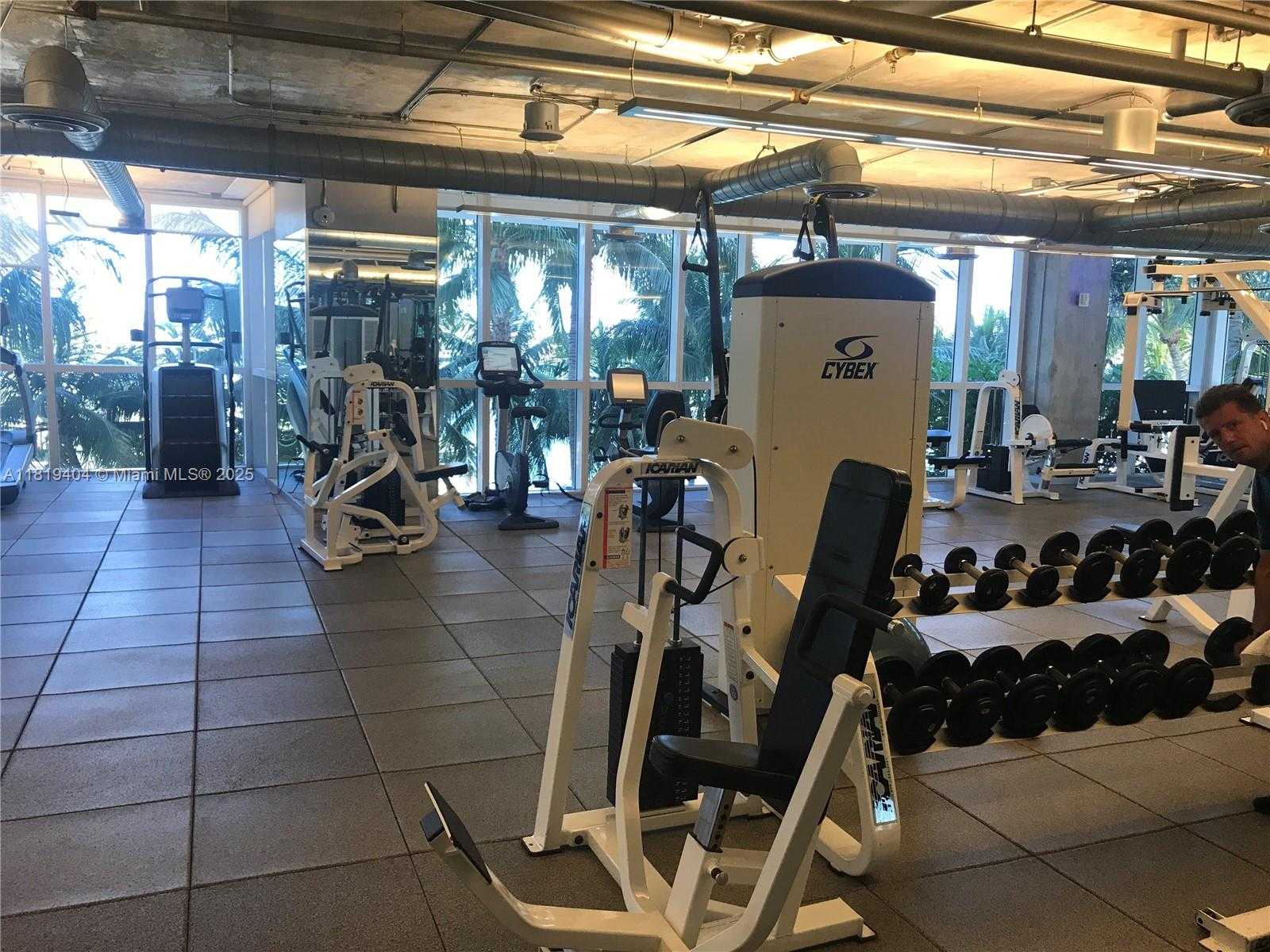 Small Image of 400 ALTON RD #2504, Miami Beach Number 17