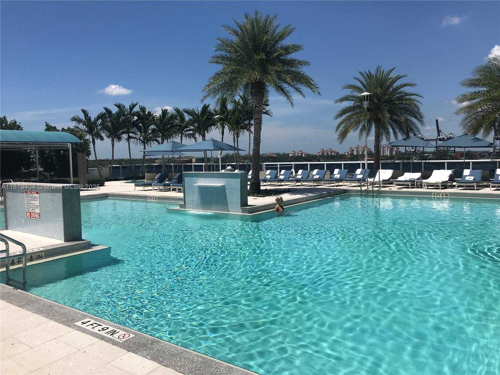 Small Image of 400 ALTON RD #2504, Miami Beach Number 20