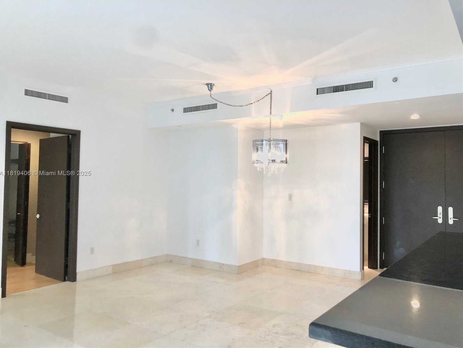 Small Image of 901 BRICKELL KEY BL #205, Miami Number 13