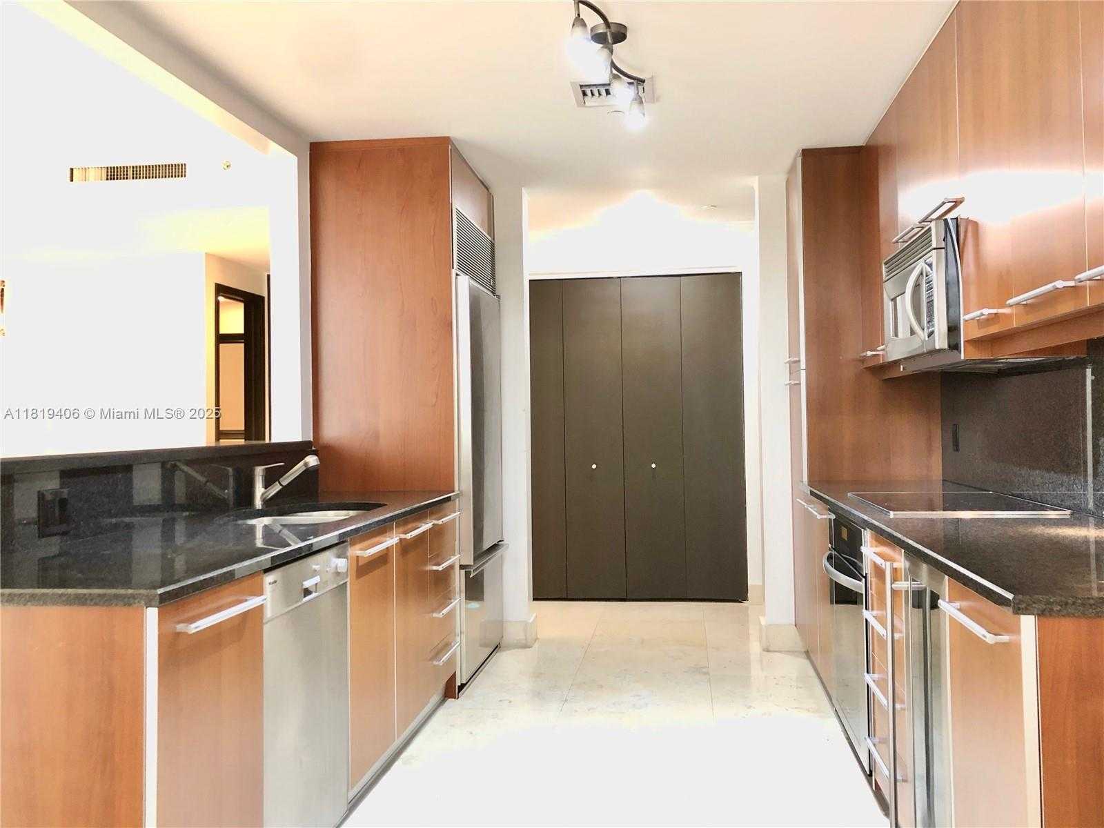 Small Image of 901 BRICKELL KEY BL #205, Miami Number 24