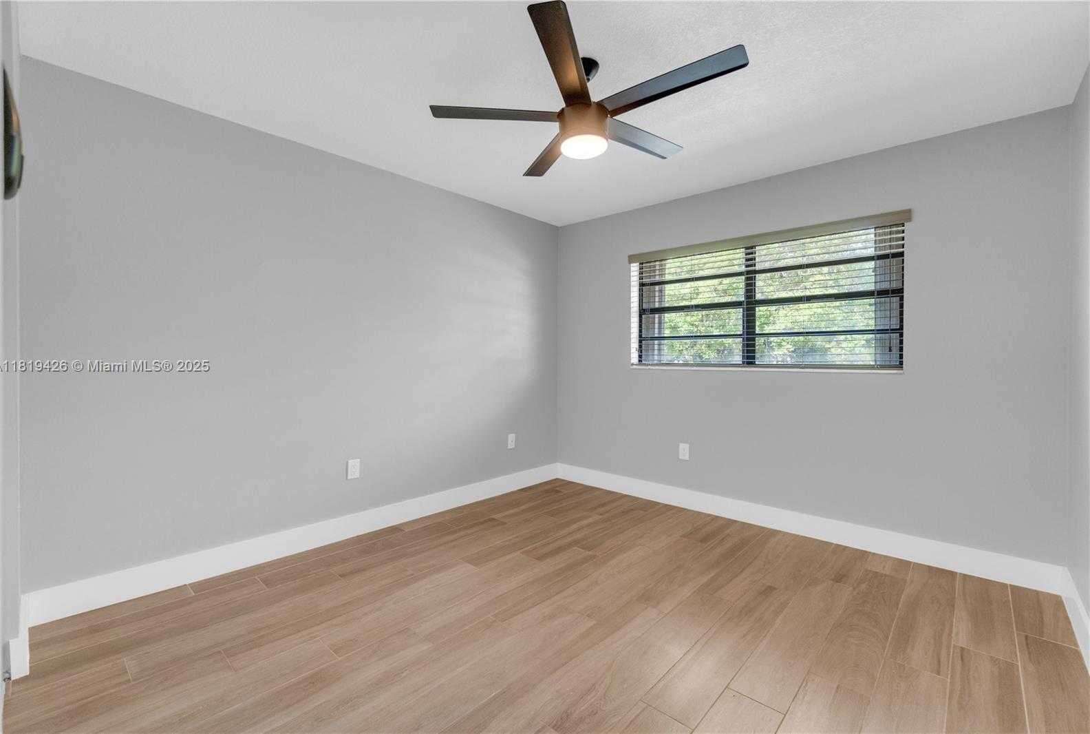 Small Image of 9099 SOUTH WEST 133RD CT #E, Miami Number 24