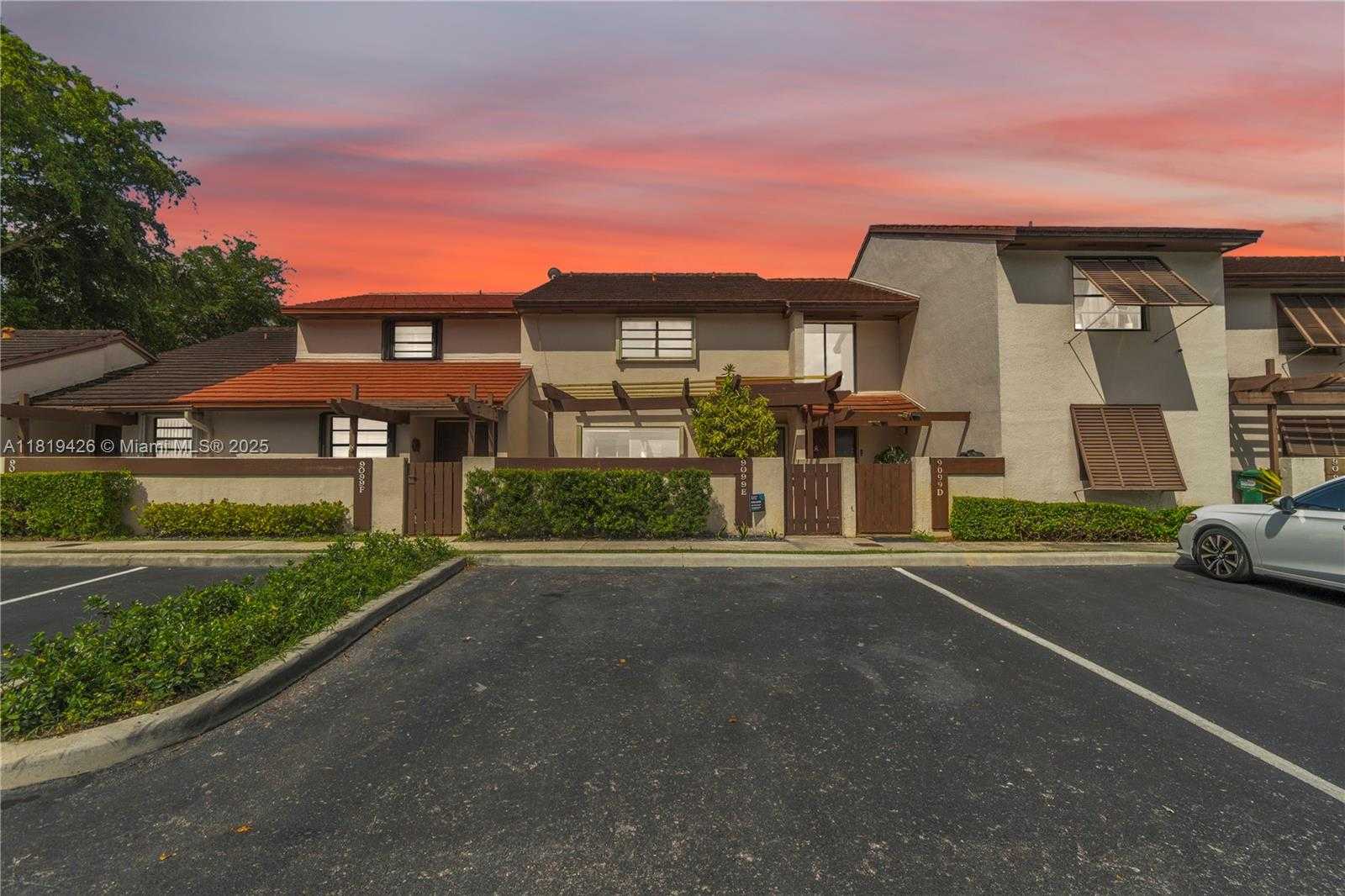 Small Image of 9099 SOUTH WEST 133RD CT #E, Miami Number 37