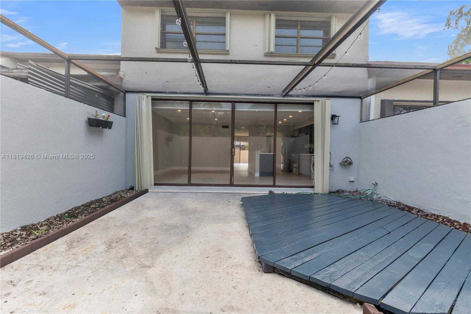 Small Image of 9099 SOUTH WEST 133RD CT #E, Miami Number 44