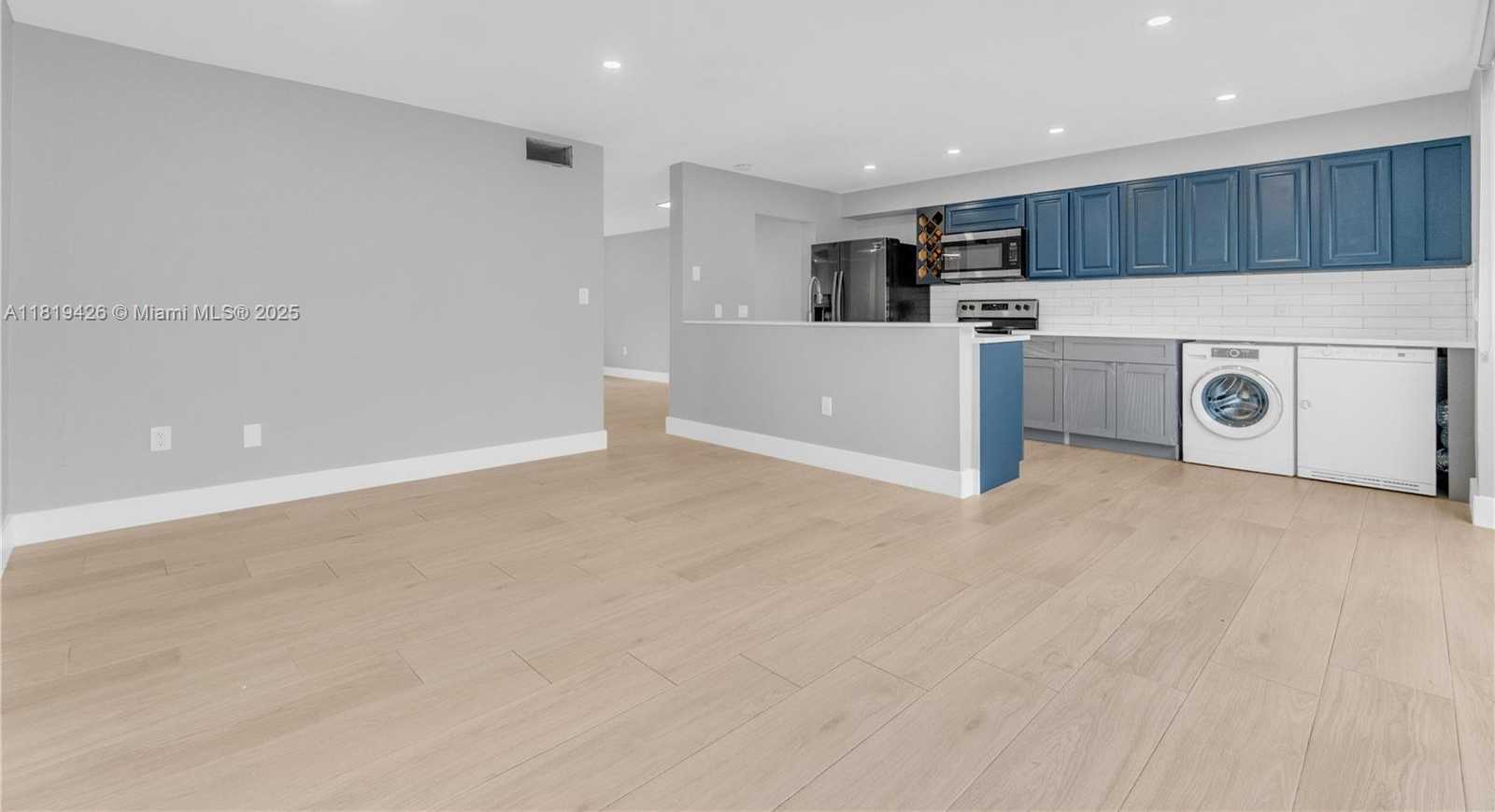 Small Image of 9099 SOUTH WEST 133RD CT #E, Miami Number 6
