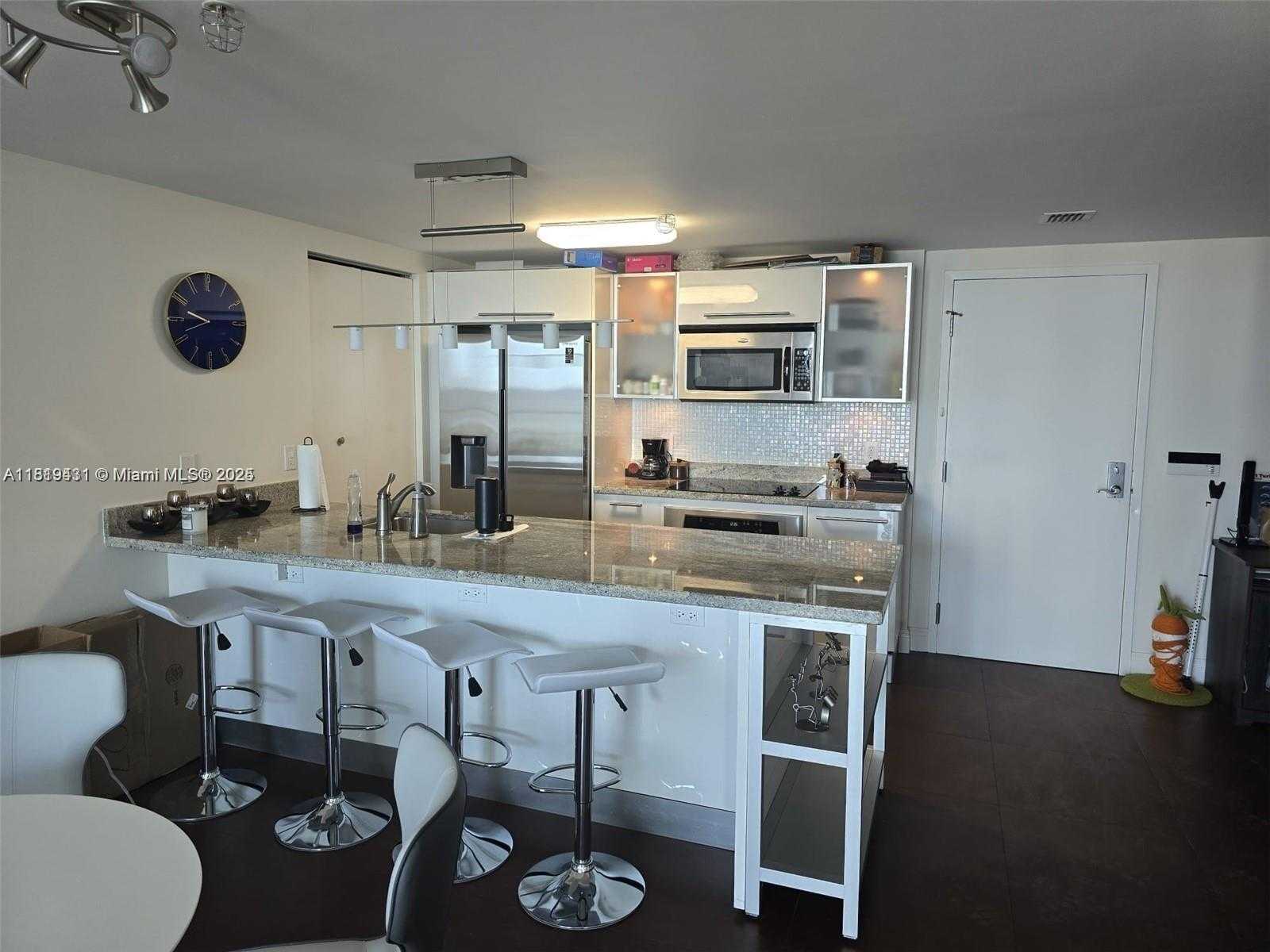Small Image of 185 SOUTH WEST 7TH ST #2407, Miami Number 2