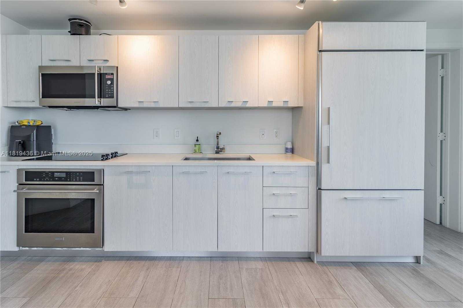 Small Image of 55 SOUTH WEST 9TH ST #2503, Miami Number 7