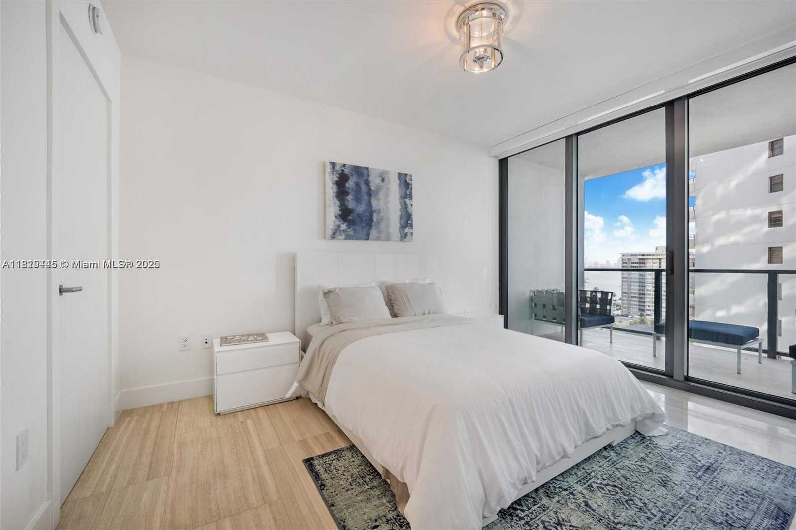 Small Image of 1451 BRICKELL AVE #1003, Miami Number 11